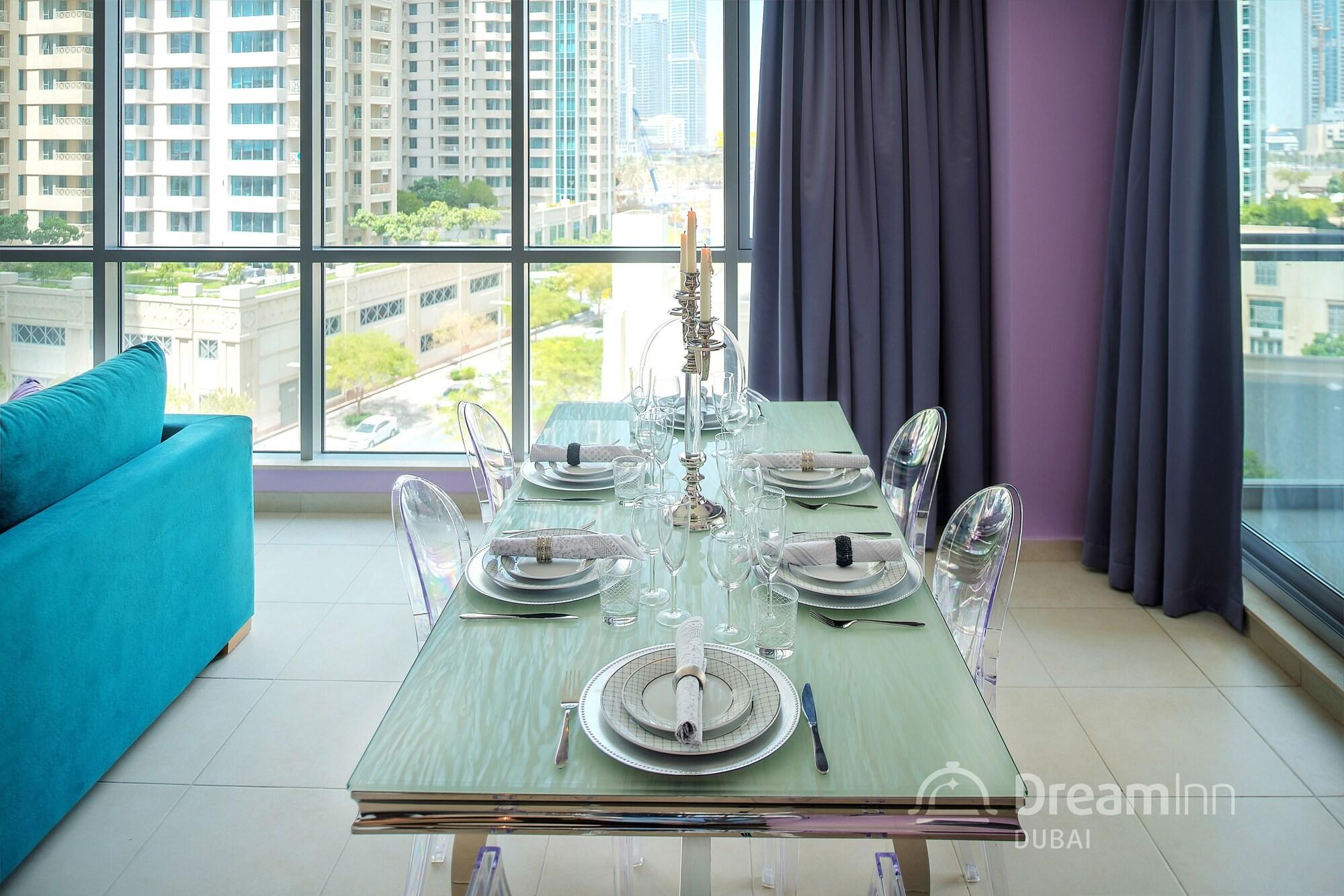 bahay-panuluyan Dream -burj 2*